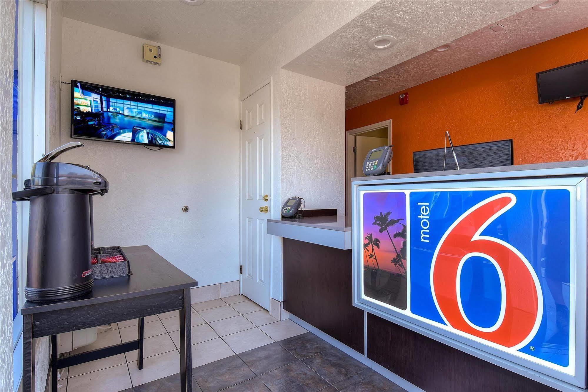 Motel 6-Norwalk, Ca - Los Angeles Bagian luar foto